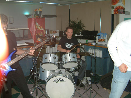 eOverload_2003-12-18_logicacmg03