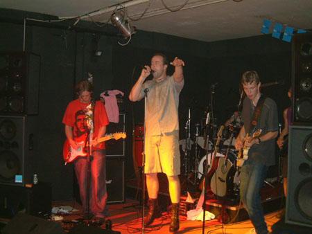eOverload_2002-07-27_studio711